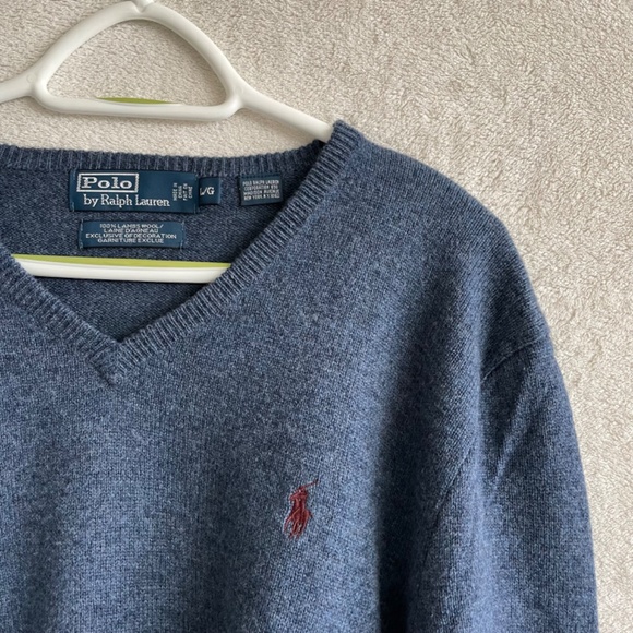 Polo by Ralph Lauren Denim Blue V-Neck Lambswool Sweater. - Picture 5 of 7